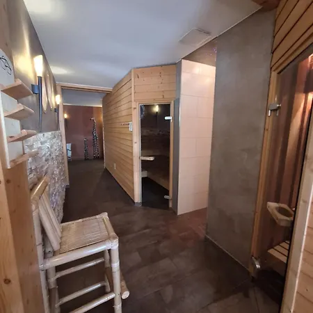 Apartament Hubi *